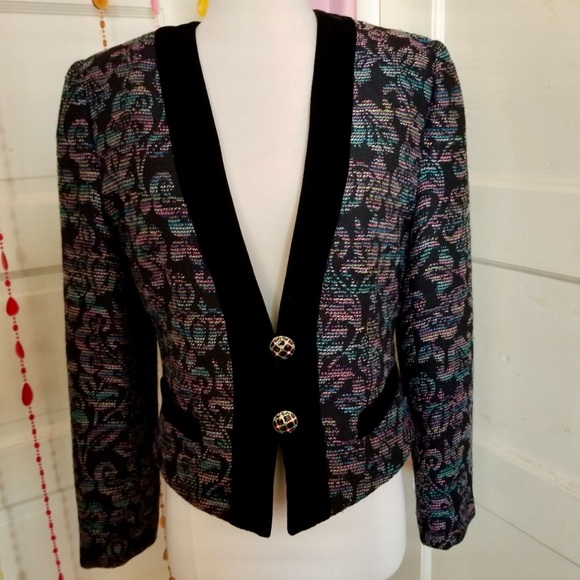 Doncaster Jackets & Blazers - Vintage Doncaster Tapestry Blazer Jewel Button Brocade Jacket Size 8